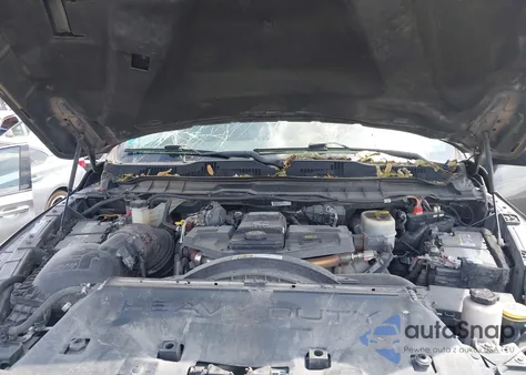 2018 Ram 2500 Laramie 4X4 6'4 Box from USA, damaged, VIN 3C6UR5FL1JG117533